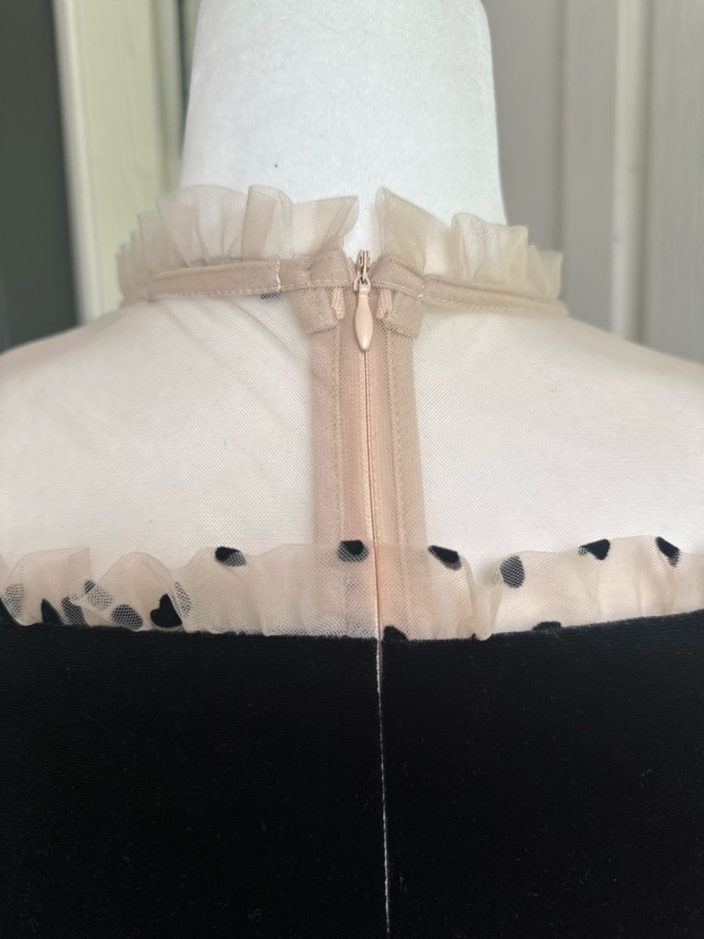 Women’s MOTF Small Elegant Black Velvet & Cream with Hearts - Long-Sleeve Dress - Picture 7 of 8